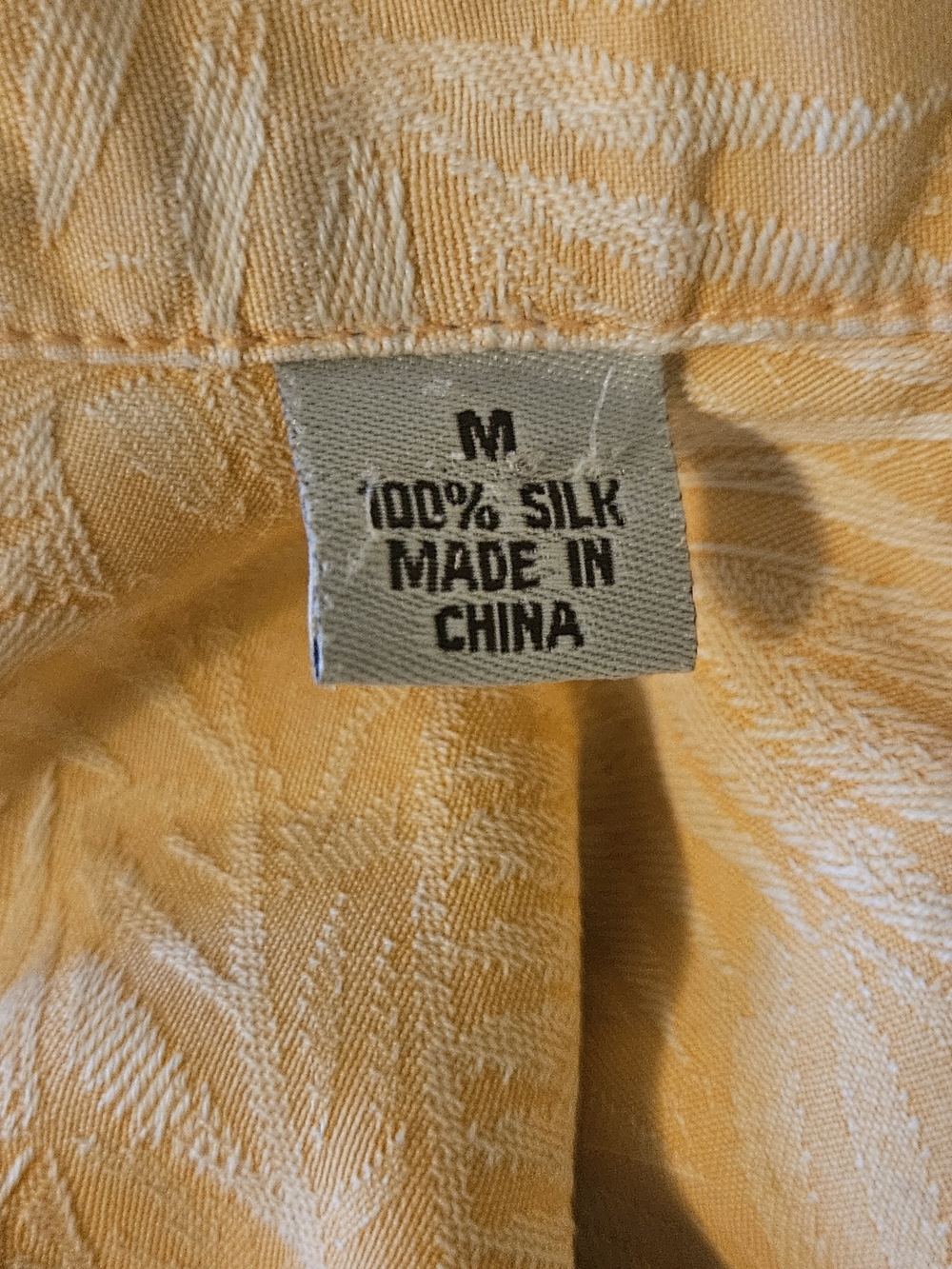 Tommy Bahama 100% Silk, Light Orange Tropical Button Down Shirt. - Picture 3 of 6